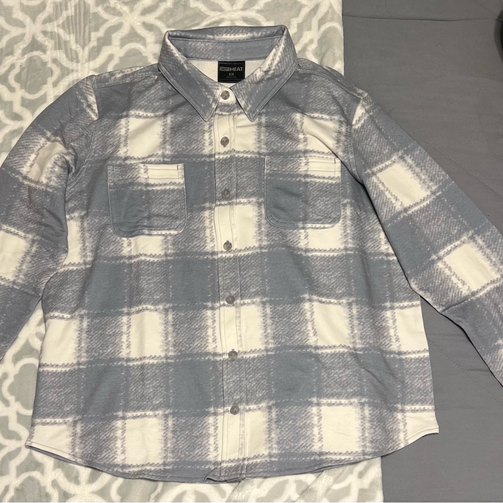 Womenâs Medium Flannel Long Sleeve ShirtSweater Brand 32 Degrees Heat Womenâs Medium Flannel Long Sleeve ShirtSweater Brand 32 Degrees Heat
